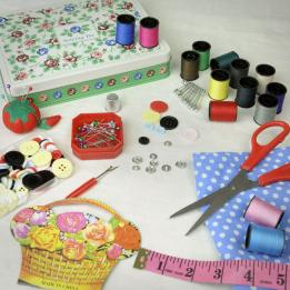 Rambling Rose Deluxe  Sewing Kit