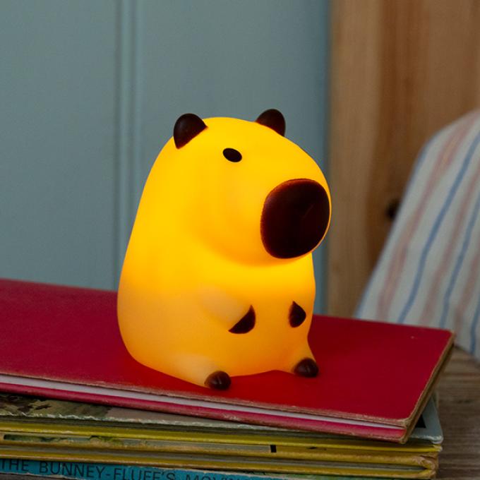 A little capybara night light