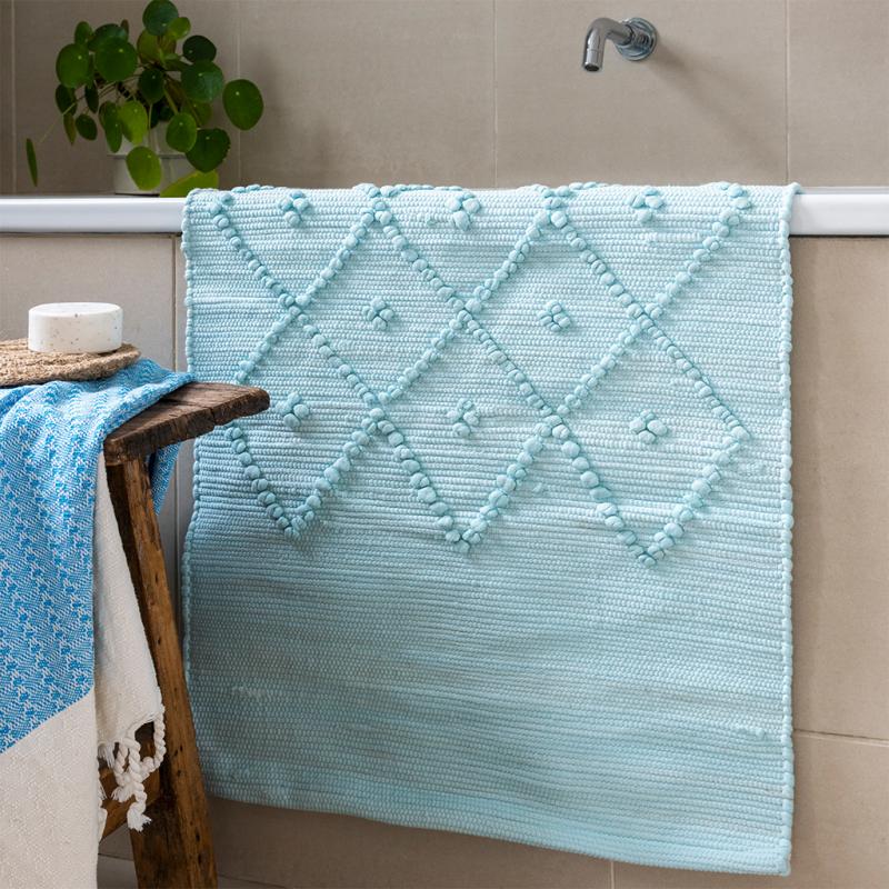 Handwoven recycled cotton rug (90 x 50 cm) - Light blue | Rex London