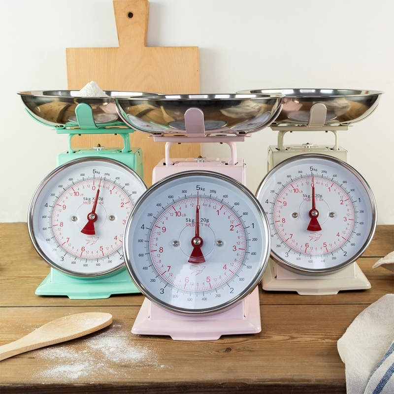 Kitchen scales - light pink | Rex London