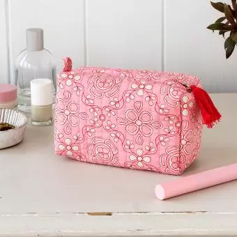 Quilted Makeup Bag - Anushka