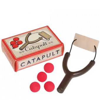 Catapult toy with 4 foam balls