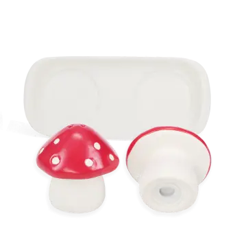 ceramic-salt-and-pepper-shakers-mushroom