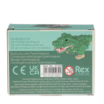 Back of the model kit packaging, showing multilingual product descriptions and safety warnings