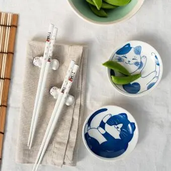  Chopsticks, rests and dipping bowls set - Cat