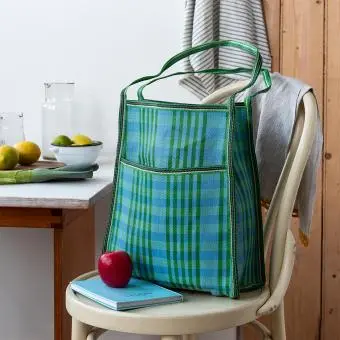 Recycled woven bag with side pocket - Blue and green