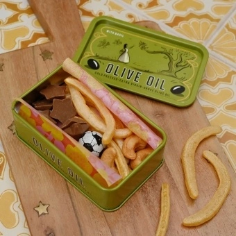 Olive oil mini storage tin