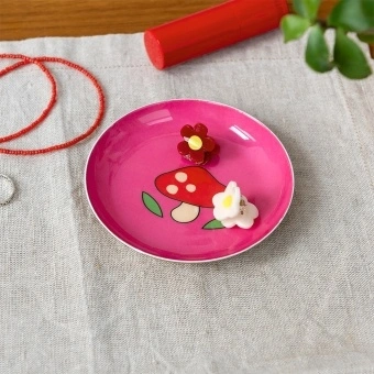Pink trinket dish with mushroom design