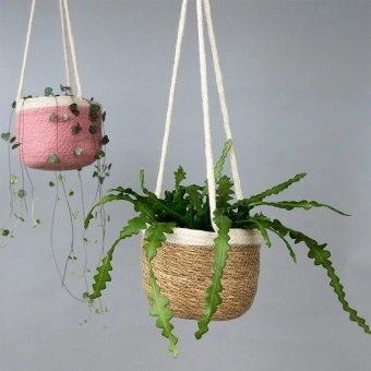 Seagrass hanging basket with hanging loop.