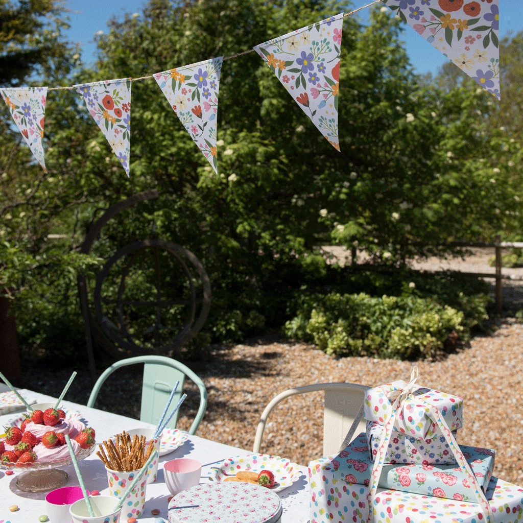 Summer Meadow Paper Party Bunting Summer Meadow Paper Party Bunting