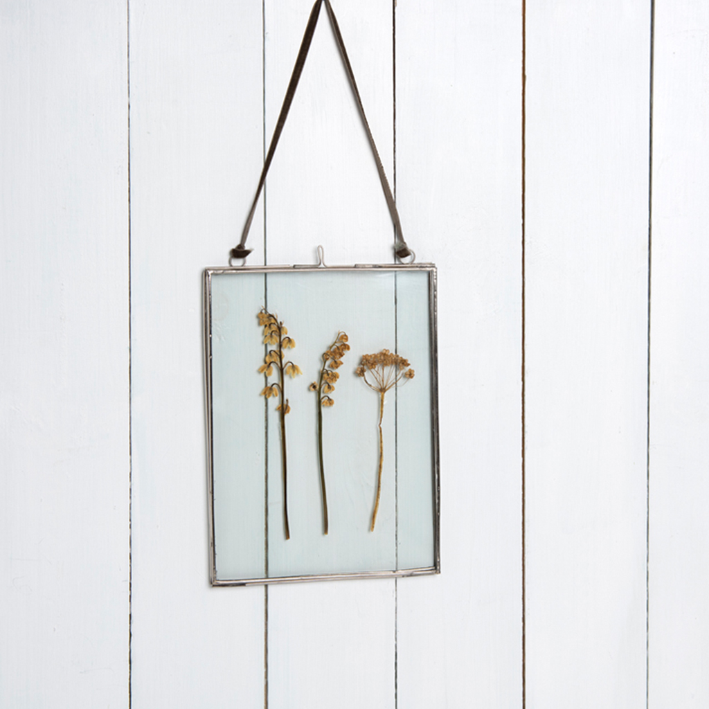Glass Hanging Frame In Silver 15x20cm Rex London