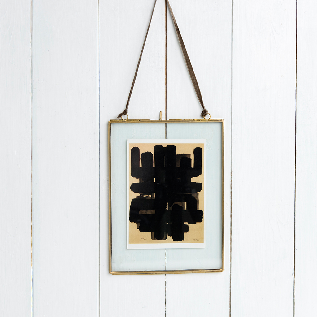 Hanging Brass Frame 15x20cm Rex London Dotcift Hanging Brass Frame 15x20cm