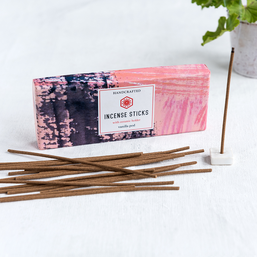 Jasmine Flower Incense Sticks And Holder (50 Sticks) Rex London